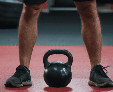 Kettlebell entre les jambes