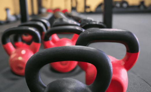 Kettlebell snatch — Wodball guide.